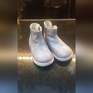 See Kai Run Silver Leather Sneaker/Boots - size 8 -